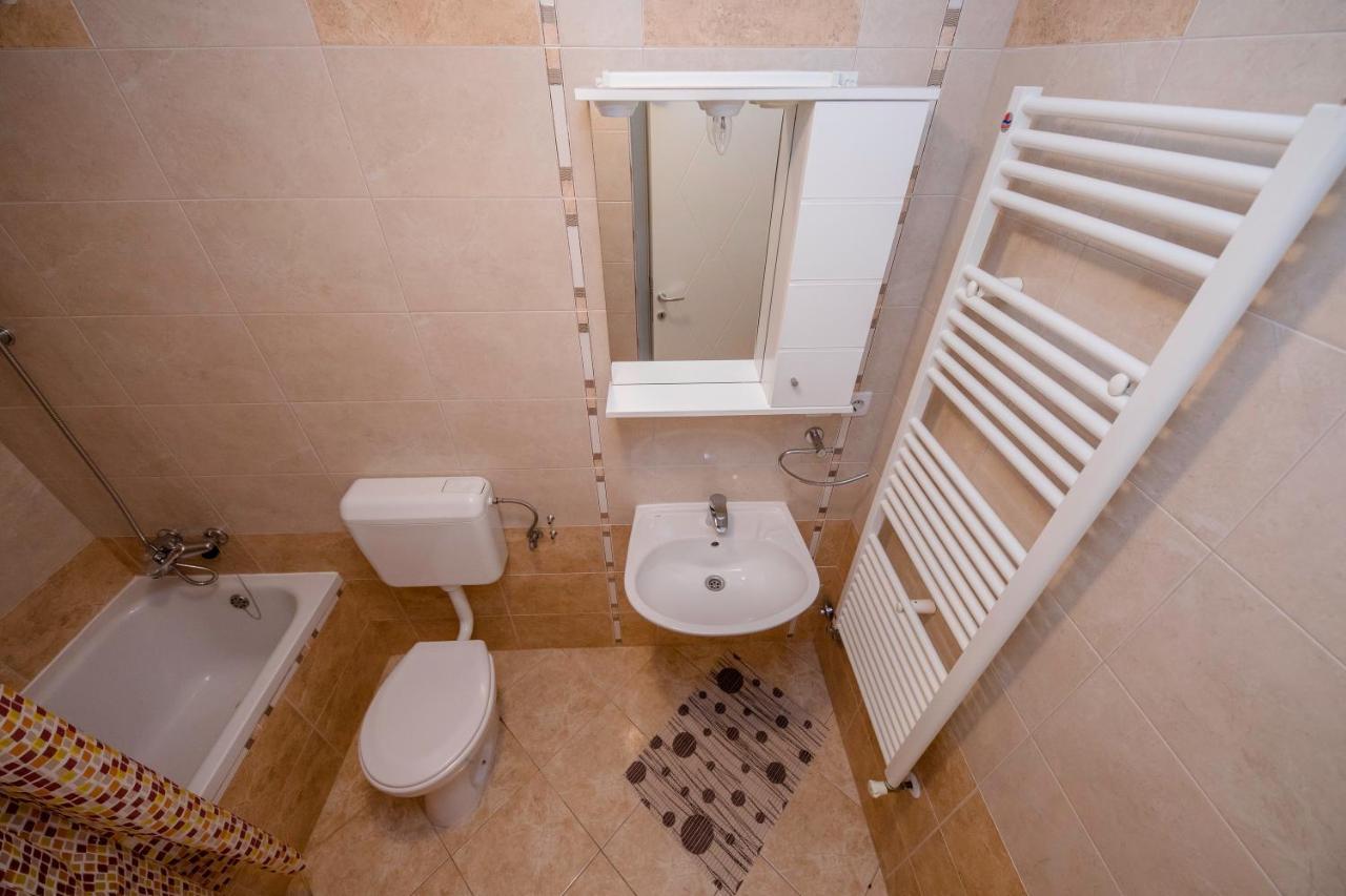 Apartments And Rooms Bolero Rab Town Exterior photo